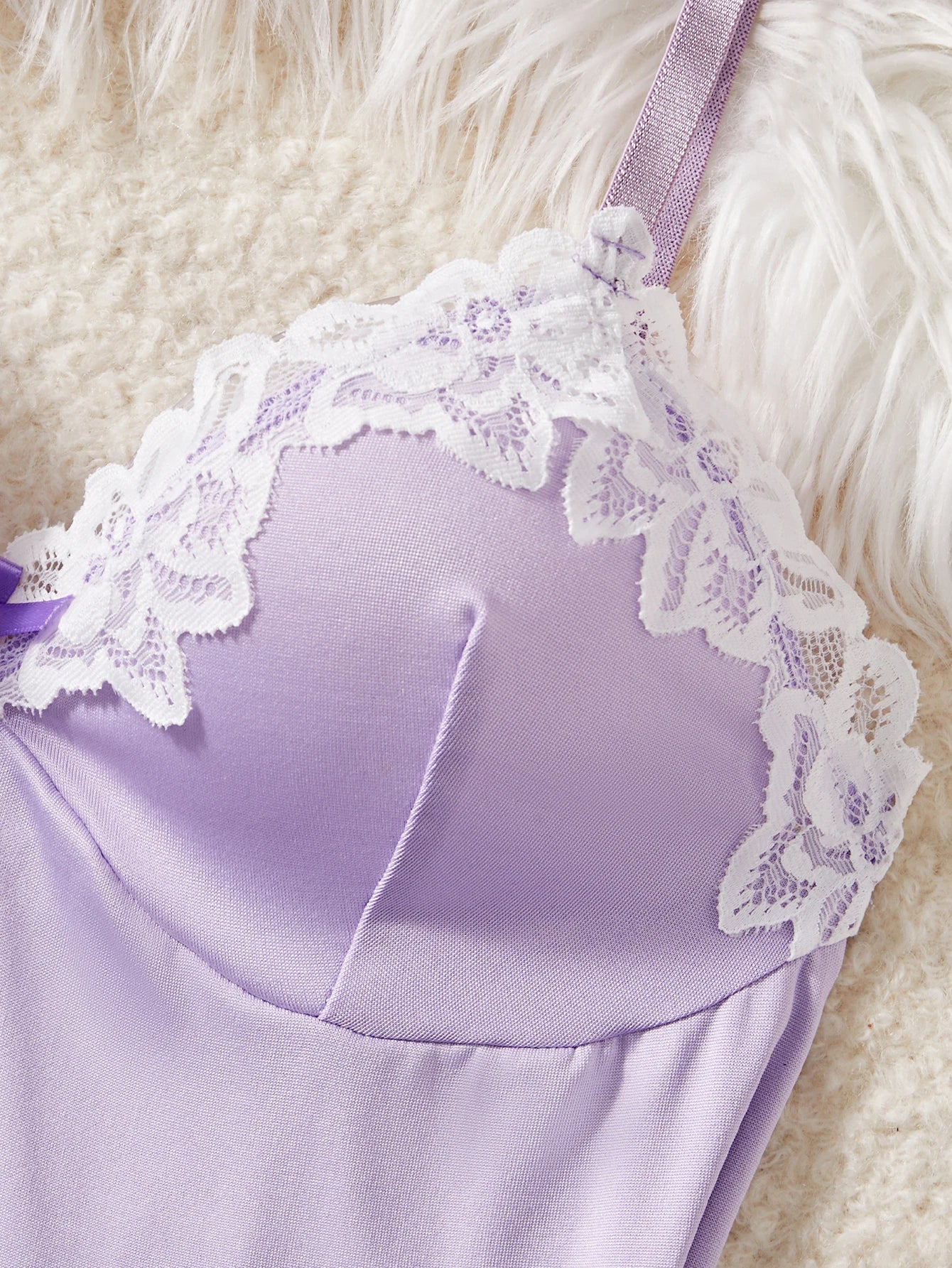 🔥 DreamLace™ - Camisón Babydoll Púrpura con Encaje y Lazo Seductor